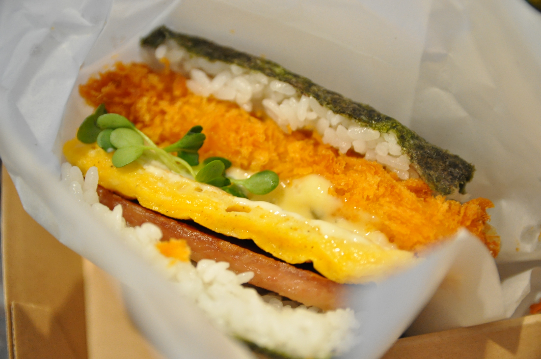 ポーたま 北谷 アメリカンビレッジ店 / pork tamago onigiri